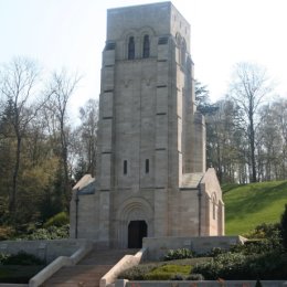 Chapel building on slope with set of stairs leading to entrance. Source: Chapel of the American Battle Monument of Belleau Wood, Belleau, France.jpg" by Architects are Cram and Ferguson of Boston, Massachusetts [Ralph Adams Cram (December 16, 1863 – September 22, 1942) and Frank W. Ferguson (1861-1926)] Johann 'nojhan' Dréo is licensed under CC BY-SA 3.0.