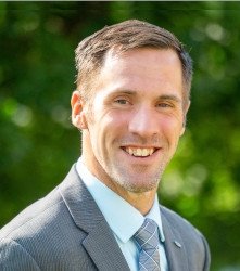 Joe Reagan '04